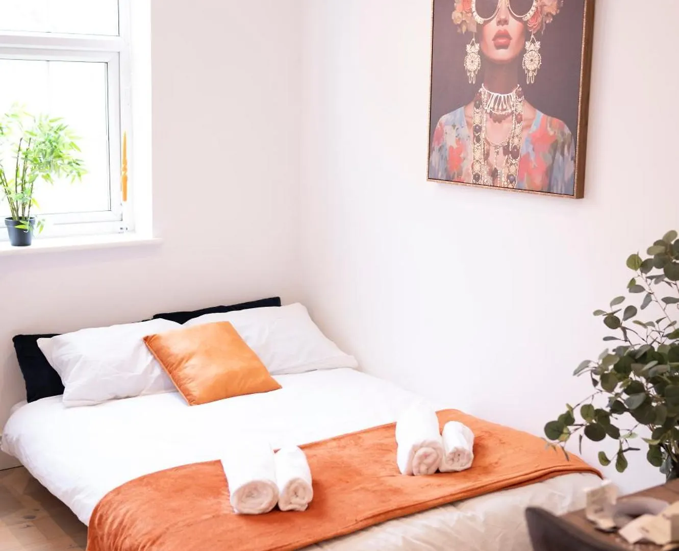 Sleeps 6- Close To The Beach - Pet Friendly 브라이턴 아파트